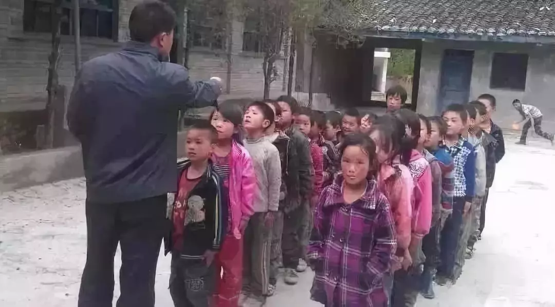 十堰英杰教育培训中心