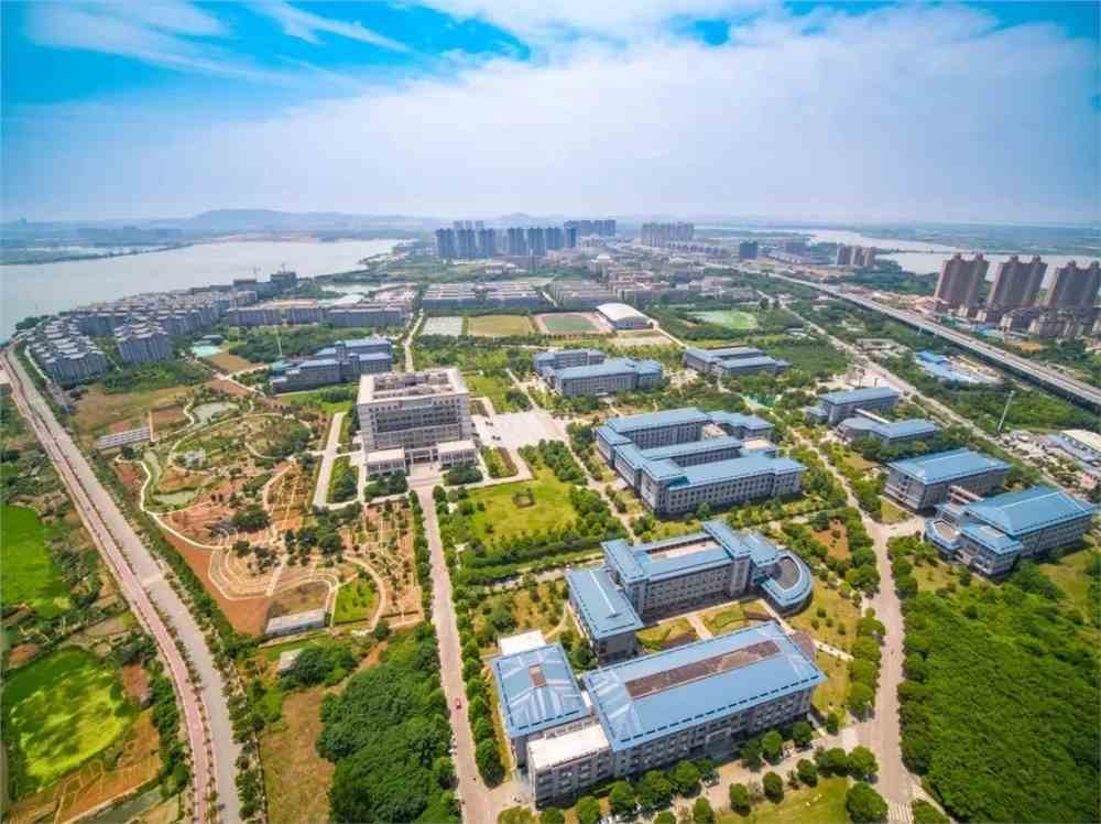 IMG_9410.JPG 湖北中医药大学