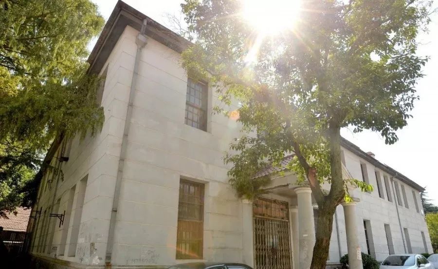 IMG_9403.JPG 湖北中医药大学