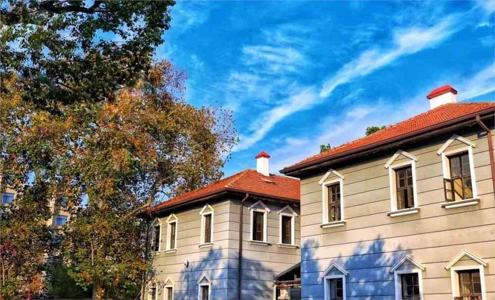 IMG_9423.JPG 湖北中医药大学